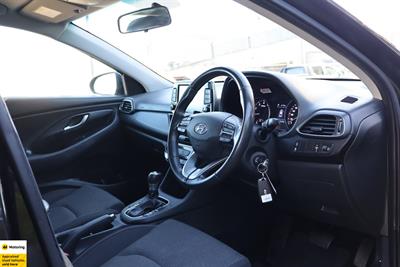 2021 Hyundai i30 - Thumbnail