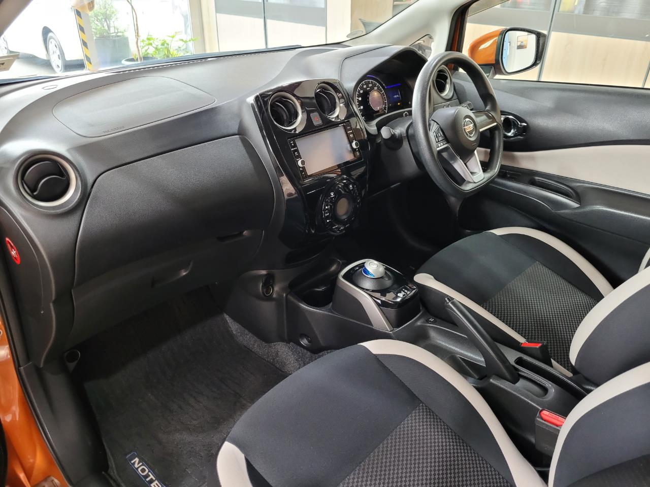 2017 Nissan Note