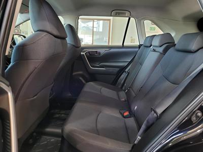 2021 Toyota RAV4 - Thumbnail