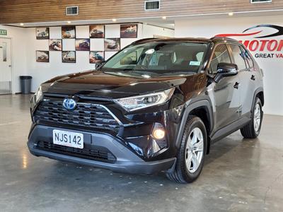 2021 Toyota RAV4 - Thumbnail