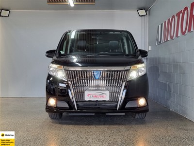 2015 Toyota Esquire - Thumbnail