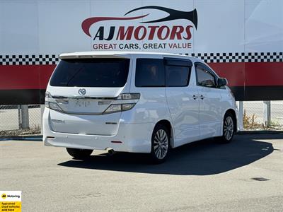 2014 Toyota Vellfire - Thumbnail