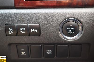 2013 Toyota Vellfire - Thumbnail
