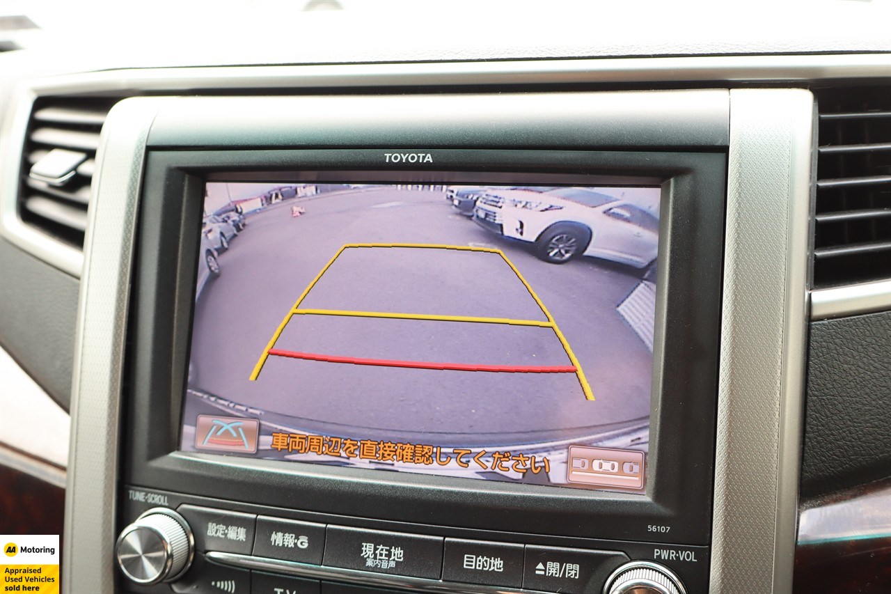 2013 Toyota Vellfire
