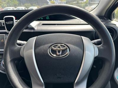 2012 Toyota Aqua - Thumbnail