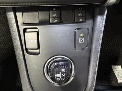 2016 Toyota Auris - Thumbnail