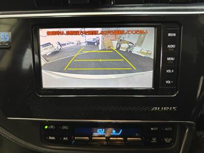 2016 Toyota Auris - Thumbnail
