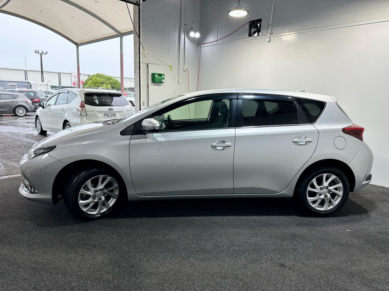 2016 Toyota Auris