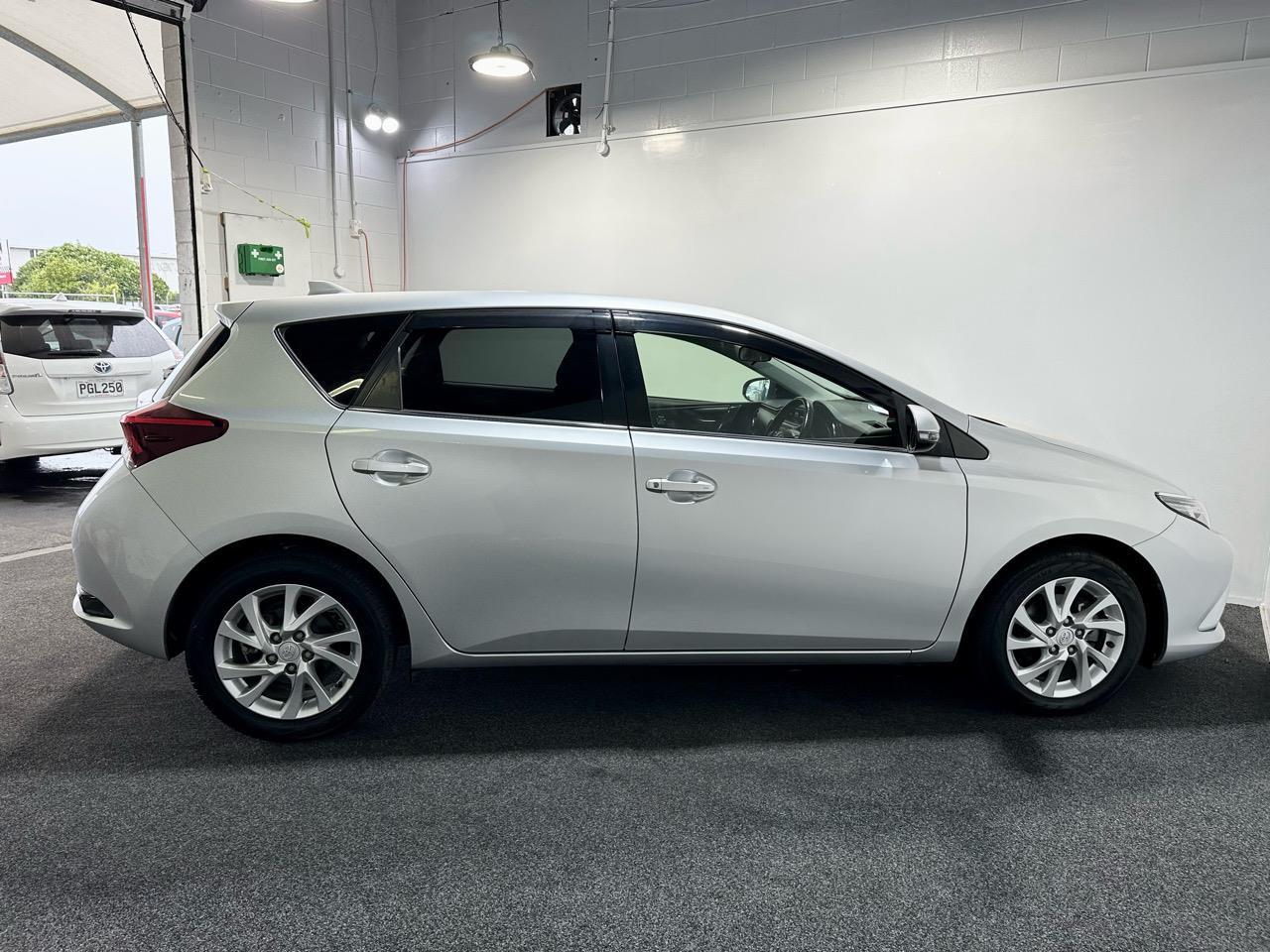 2016 Toyota Auris