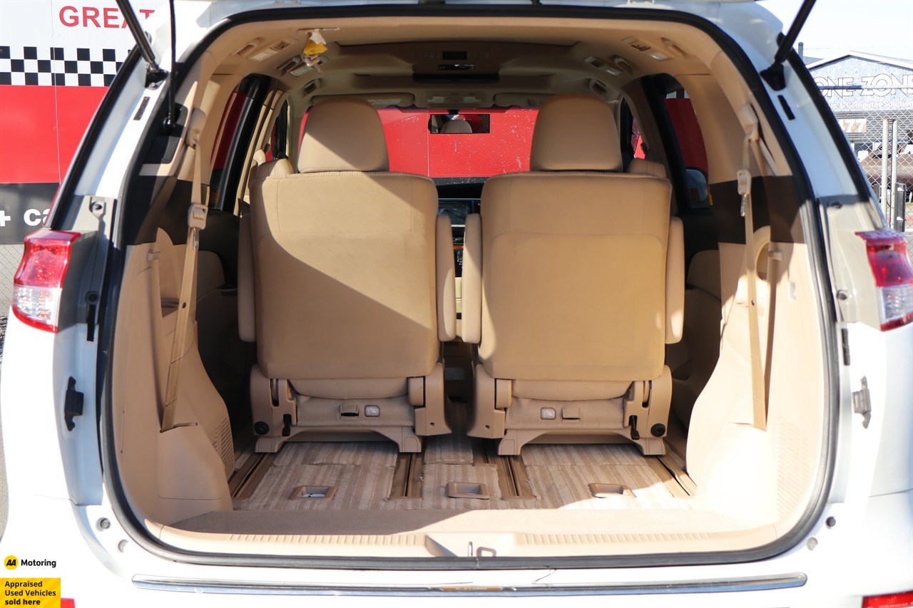 2012 Toyota Estima