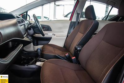 2012 Toyota Aqua - Thumbnail