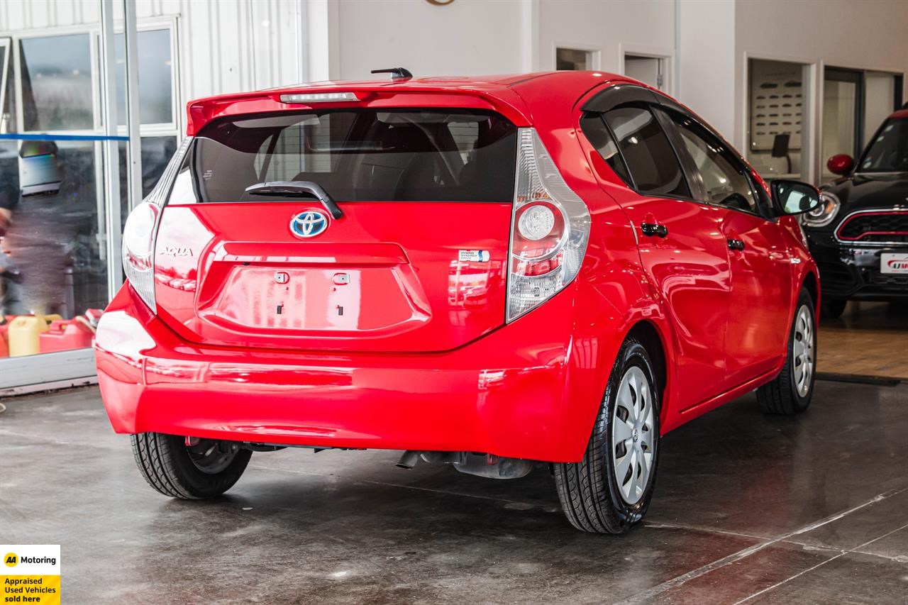 2012 Toyota Aqua