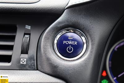 2012 Lexus CT200H - Thumbnail