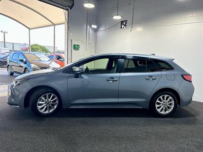 2019 Toyota Corolla - Thumbnail