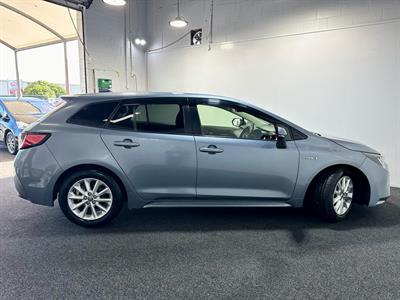 2019 Toyota Corolla - Thumbnail