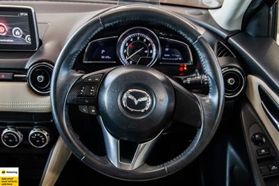 2014 Mazda Demio - Thumbnail
