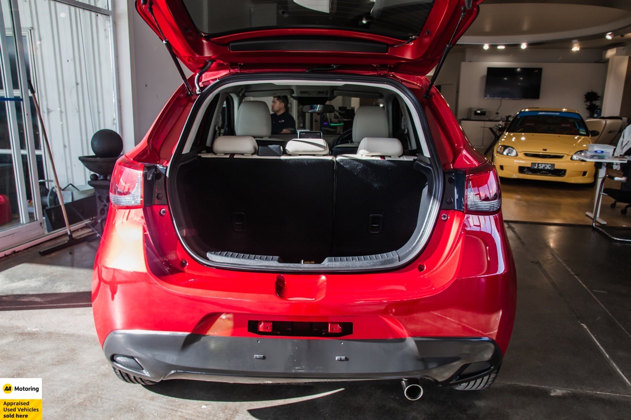 2014 Mazda Demio