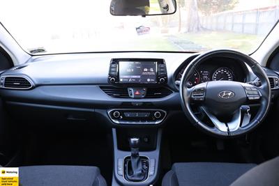 2021 Hyundai i30 - Thumbnail