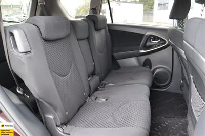 2011 Toyota Vanguard - Thumbnail