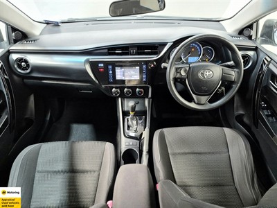 2015 Toyota Corolla - Thumbnail