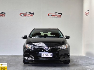 2015 Toyota Corolla - Thumbnail