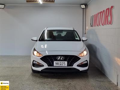 2021 Hyundai i30 - Thumbnail