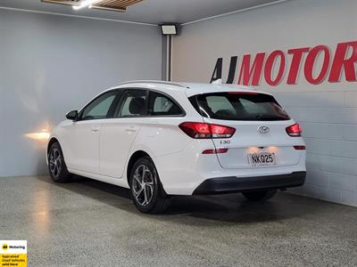 2021 Hyundai i30 - Thumbnail