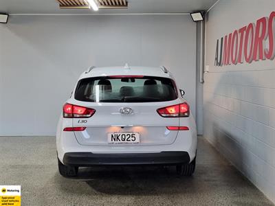 2021 Hyundai i30 - Thumbnail