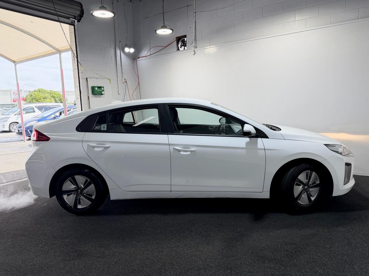 2022 Hyundai IONIQ