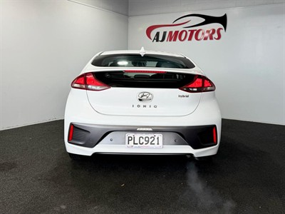 2022 Hyundai IONIQ - Thumbnail