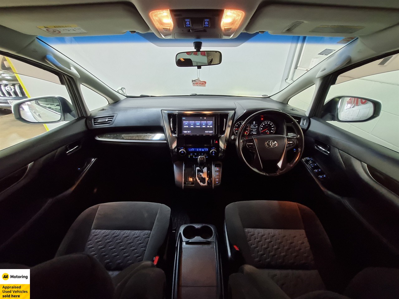 2016 Toyota Vellfire