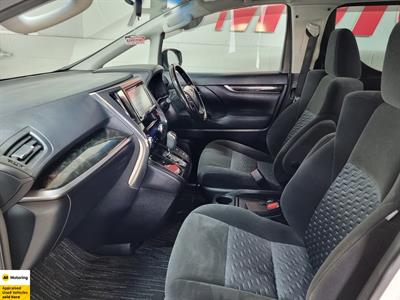 2016 Toyota Vellfire - Thumbnail