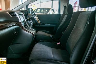 2012 Toyota Alphard - Thumbnail