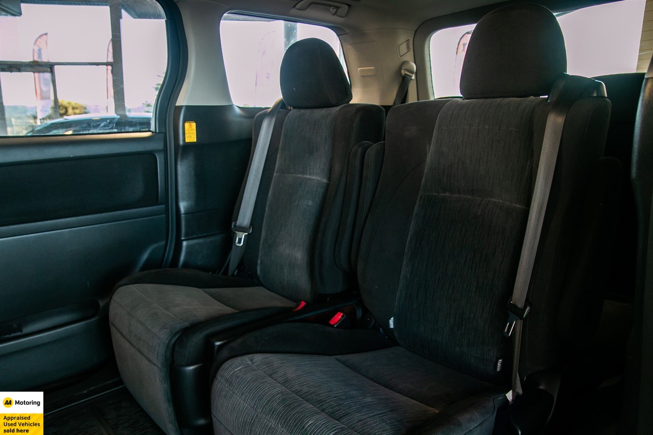 2012 Toyota Alphard