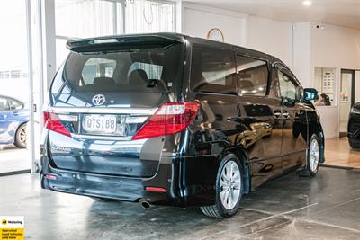 2012 Toyota Alphard - Thumbnail