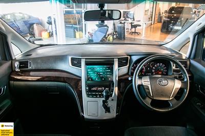 2012 Toyota Alphard - Thumbnail