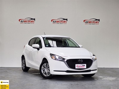 2022 Mazda MAZDA2 - Thumbnail