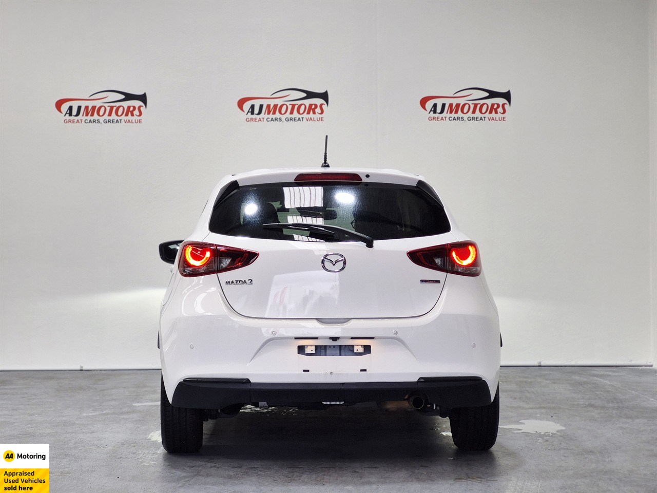 2022 Mazda MAZDA2