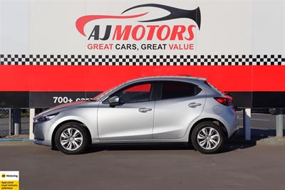 2020 Mazda MAZDA2 - Thumbnail