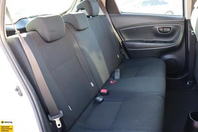 2017 Toyota Yaris - Thumbnail