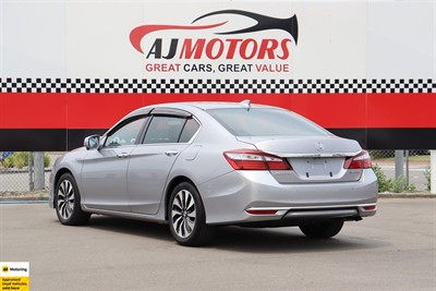 2017 Honda Accord - Thumbnail