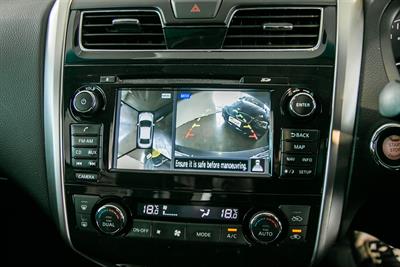 2016 Nissan Altima - Thumbnail