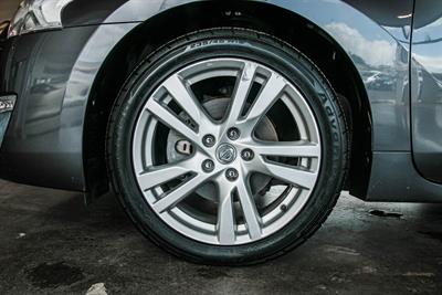 2016 Nissan Altima - Thumbnail