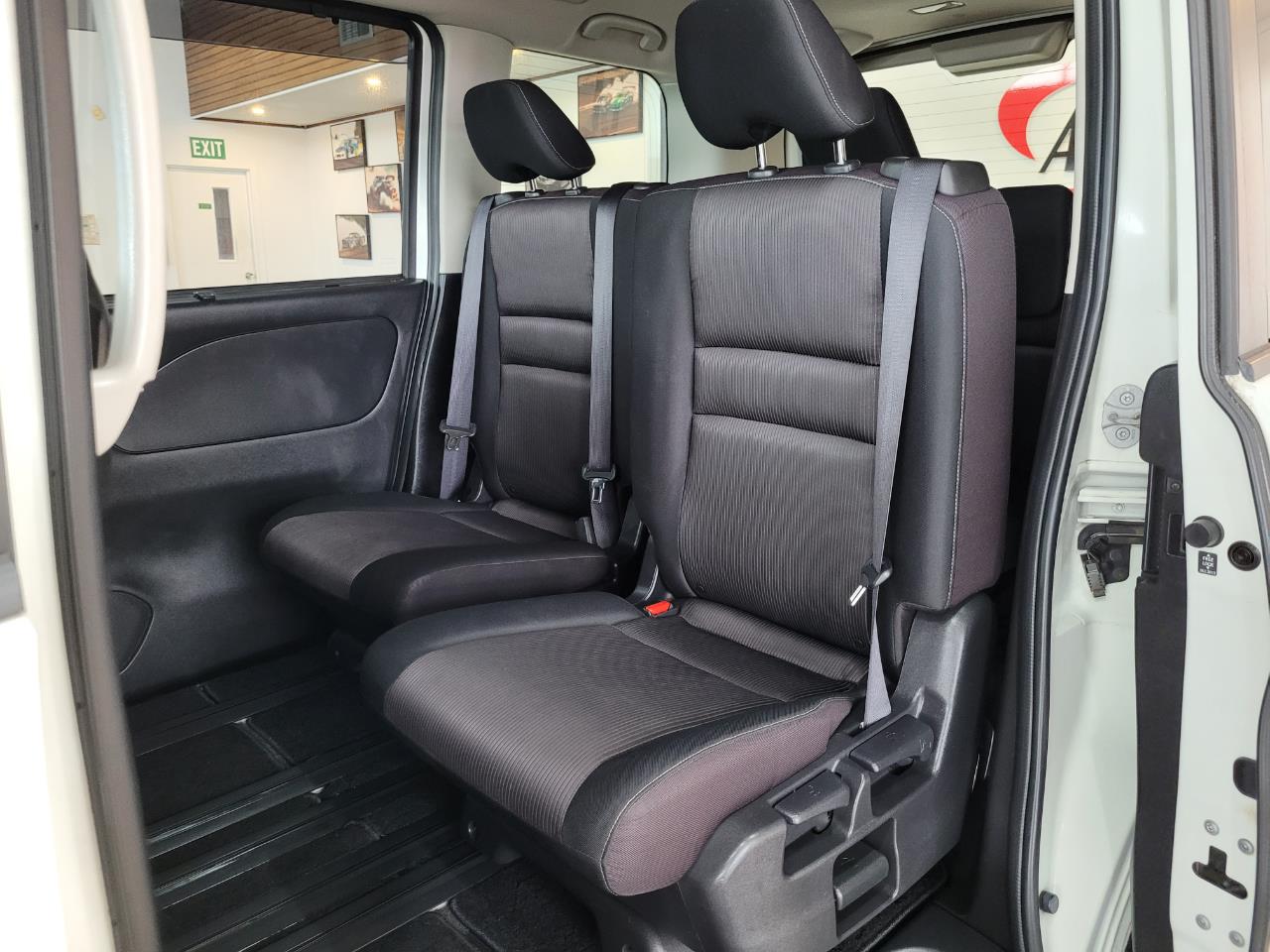 2016 Nissan Serena