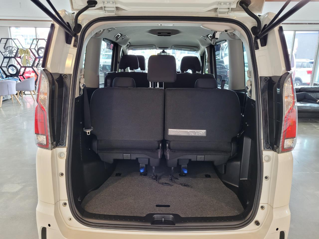 2016 Nissan Serena