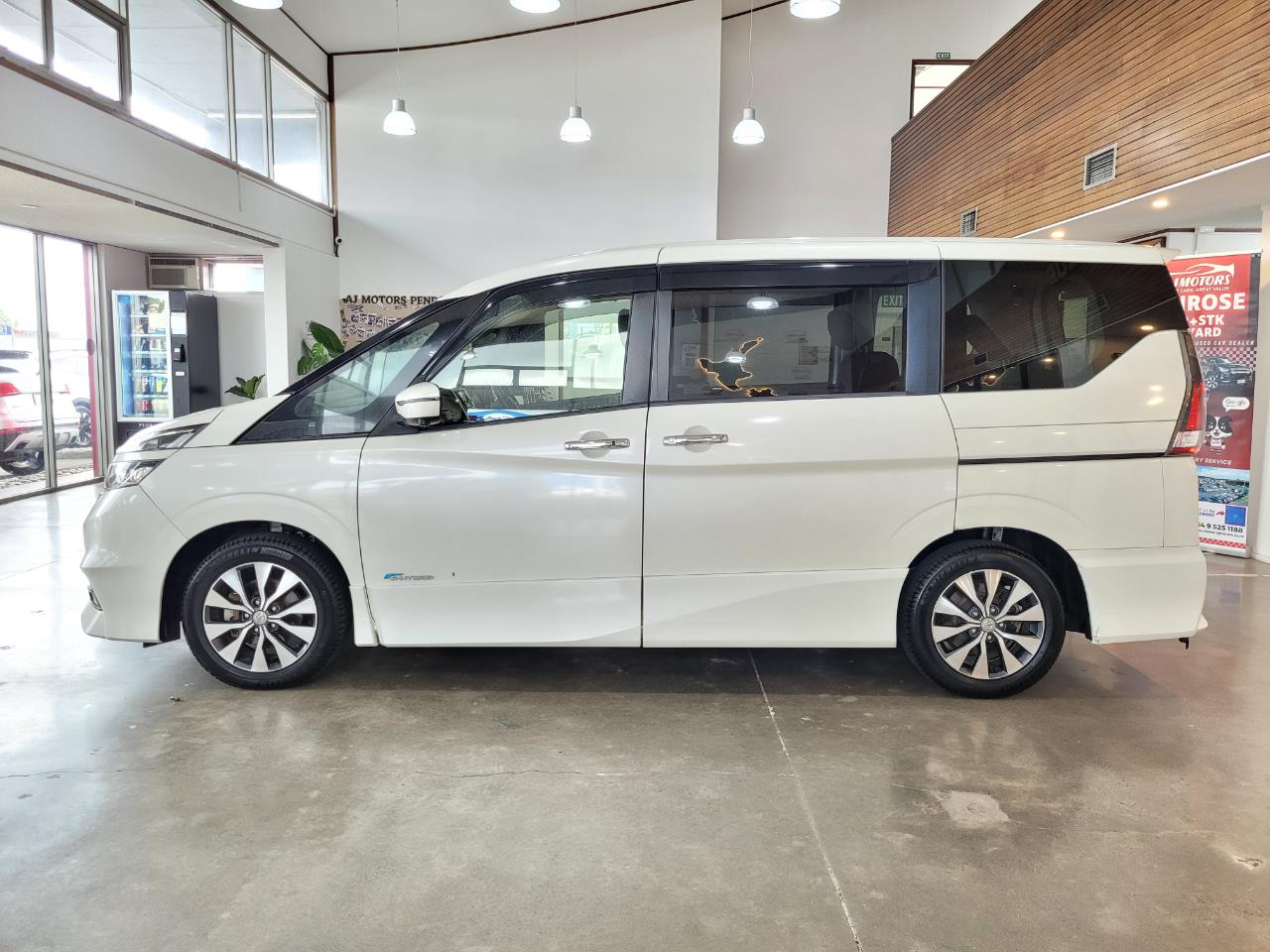 2016 Nissan Serena