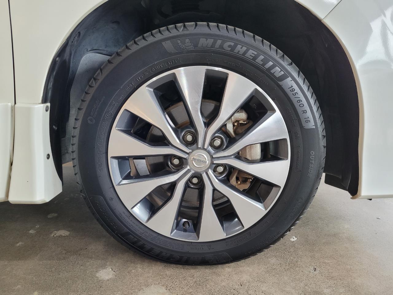2016 Nissan Serena