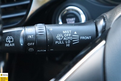 2022 Mitsubishi Outlander - Thumbnail