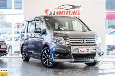 2012 Honda STEPWGN - Thumbnail