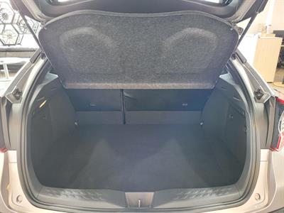 2019 Toyota C-HR - Thumbnail